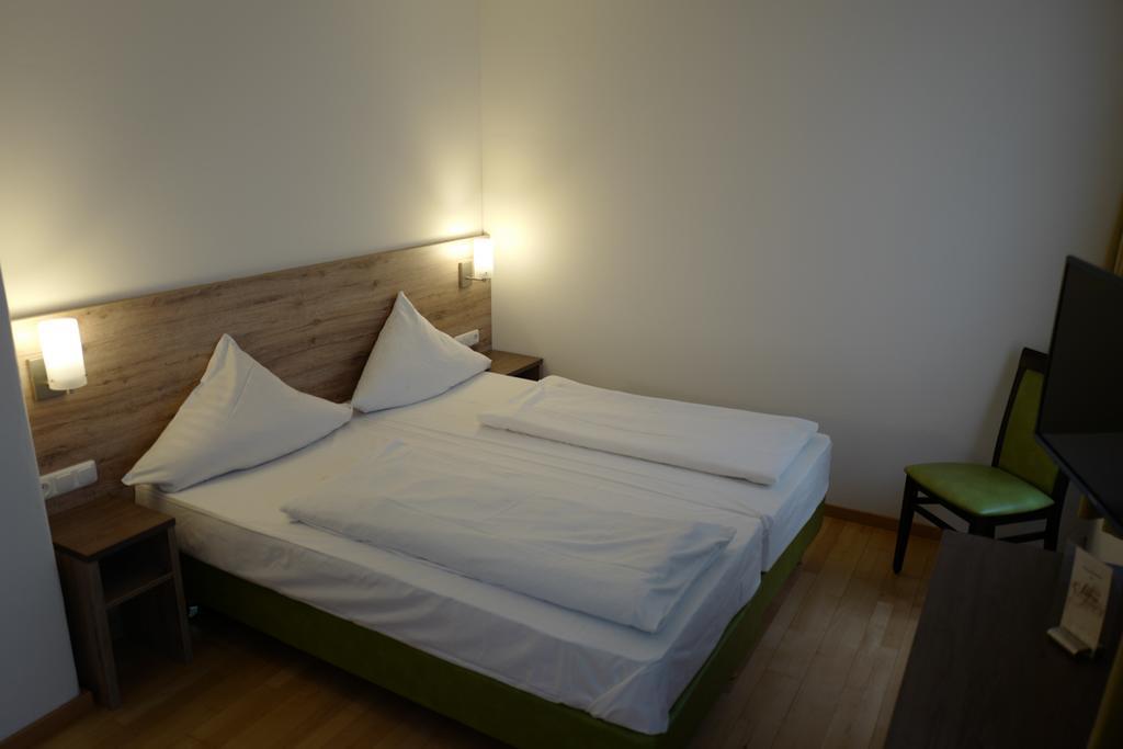 גרסטהופן Hotel Stern מראה חיצוני תמונה